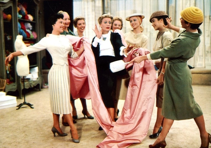 Звідки взялося правило купувати дівчаткам все рожеве, а хлопчикам – блакитне