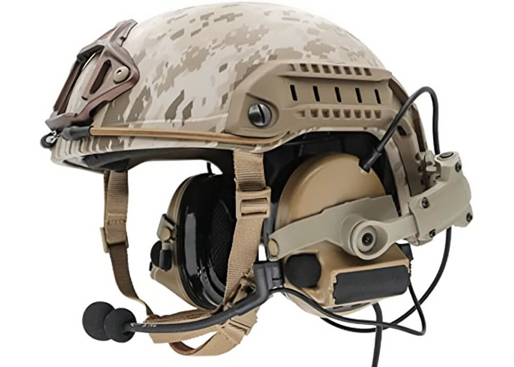 Шлемы для военных: виды, особенности и варианты без наушников